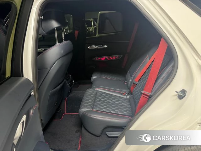 Genesis GV70 2022 Белый из Кореи, фото 3