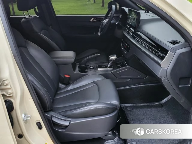 Ssangyong The New Rexton Sports Cannes 2024 Жемчужный цвет из Кореи, фото 3