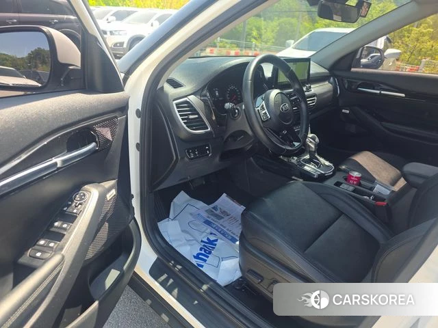 Kia Seltos 2021 Белый из Кореи, фото 3