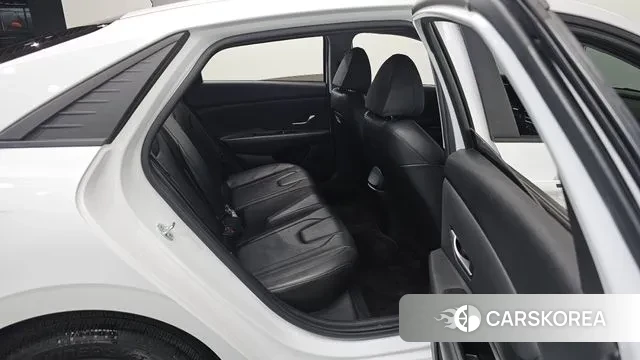 Hyundai Avante (CN7) 2021 Белый из Кореи, фото 3