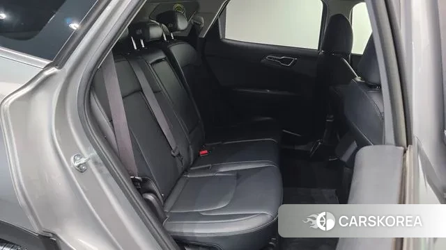 Kia Sportage 5th Generation 2023 Серебристо-серый из Кореи, фото 3