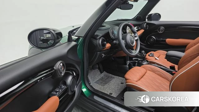 Mini Cooper S Convertible 2024 Зеленый из Кореи, фото 3