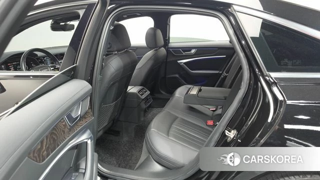 Audi A6 (C8) 2020 Черный из Кореи, фото 3