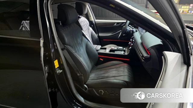 Genesis G80 (RG3) 2024 Черный из Кореи, фото 3