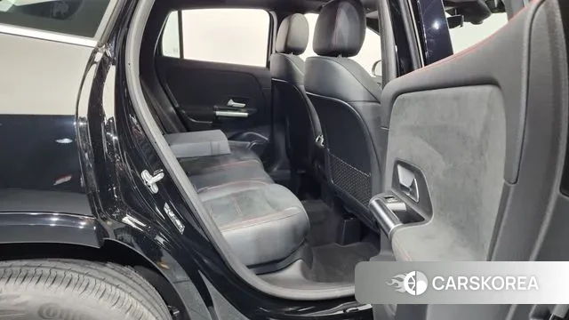 Mercedes-Benz GLA - Class H247 2025 Черный из Кореи, фото 3