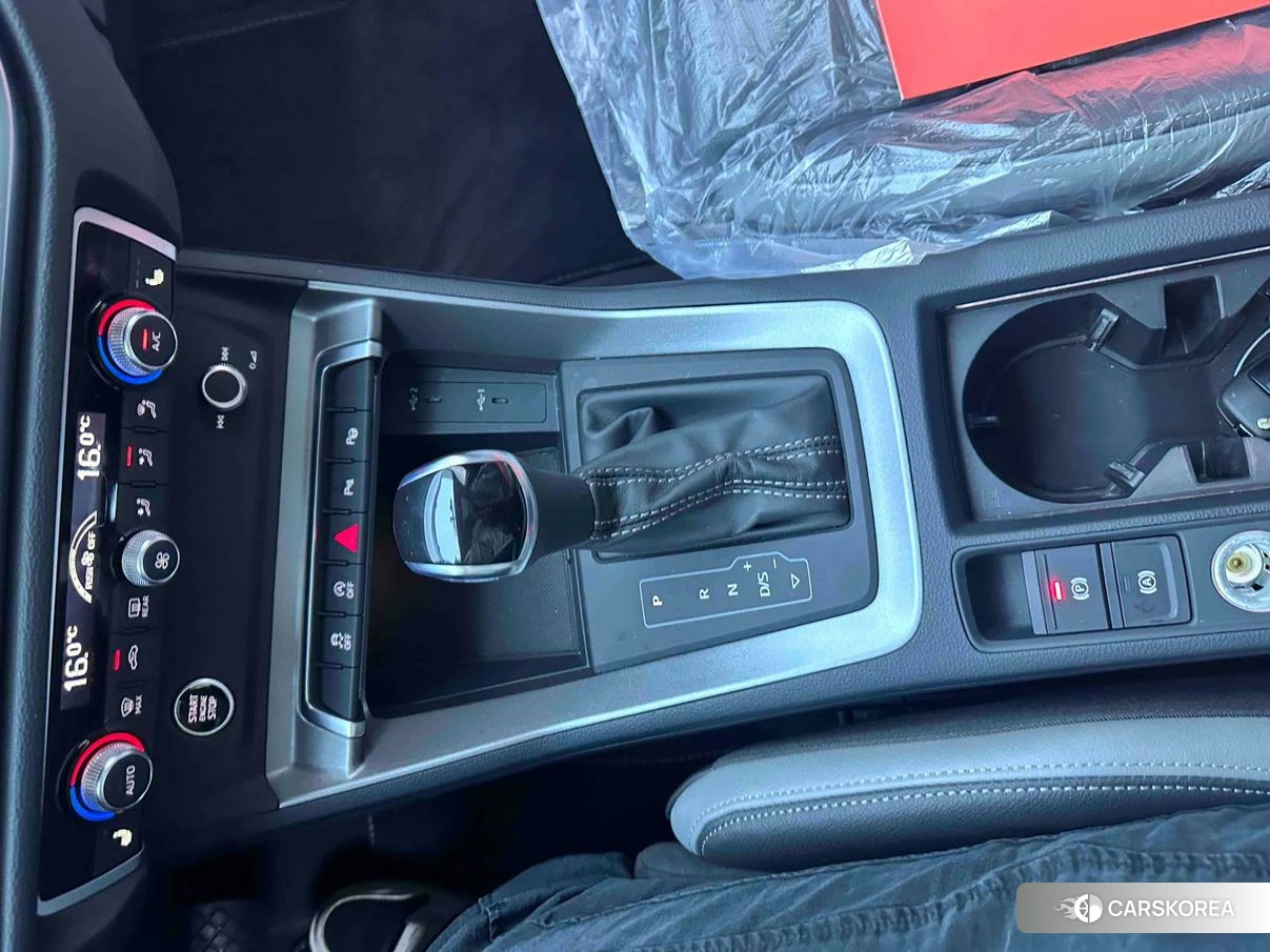 Audi Q3 2022 Белый из Китая, фото 3