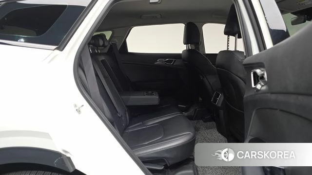 Kia Sportage 5th Generation 2021 Белый из Кореи, фото 3
