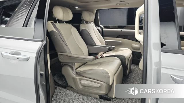 Kia The New Carnival 4th Generation 2025 Серый из Кореи, фото 3