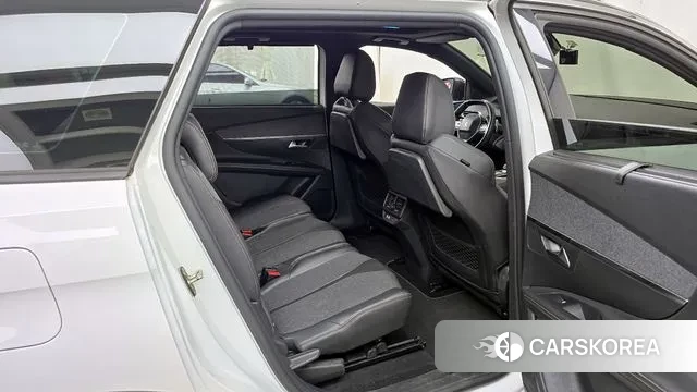 Peugeot 5008 second generation 2019 Белый из Кореи, фото 3