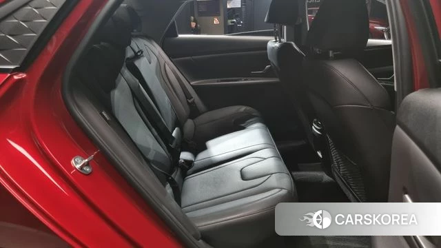 Hyundai The New Avante Hybrid (CN7) 2024 Красный из Кореи, фото 3