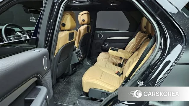 Land Rover Discovery 5 2025 Черный из Кореи, фото 3