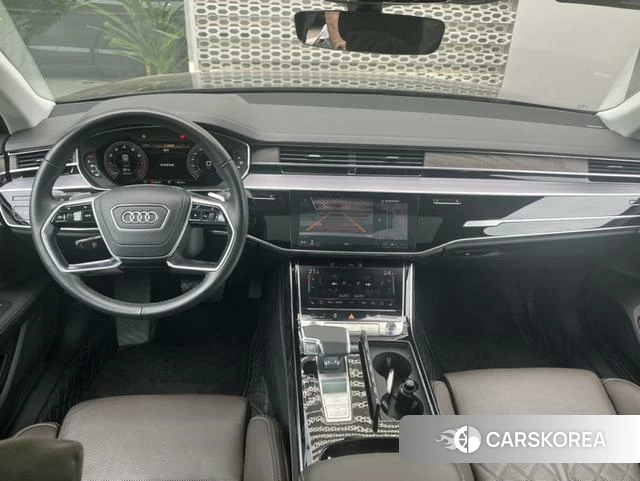 Audi A8 2024 Черный из Китая, фото 3