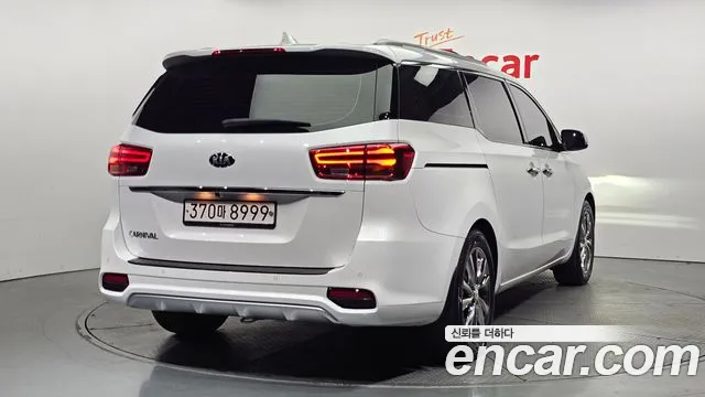 Kia The New Carnival 2019 Белый из Кореи, фото 3
