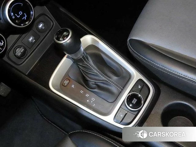 Hyundai Venue 2020 Белый из Кореи, фото 3