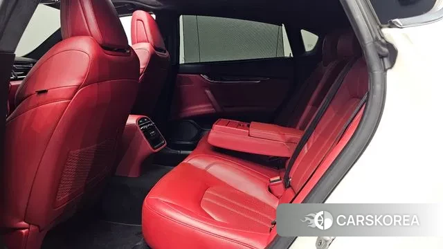 Maserati Quattroporte 2018 Белый из Кореи, фото 3