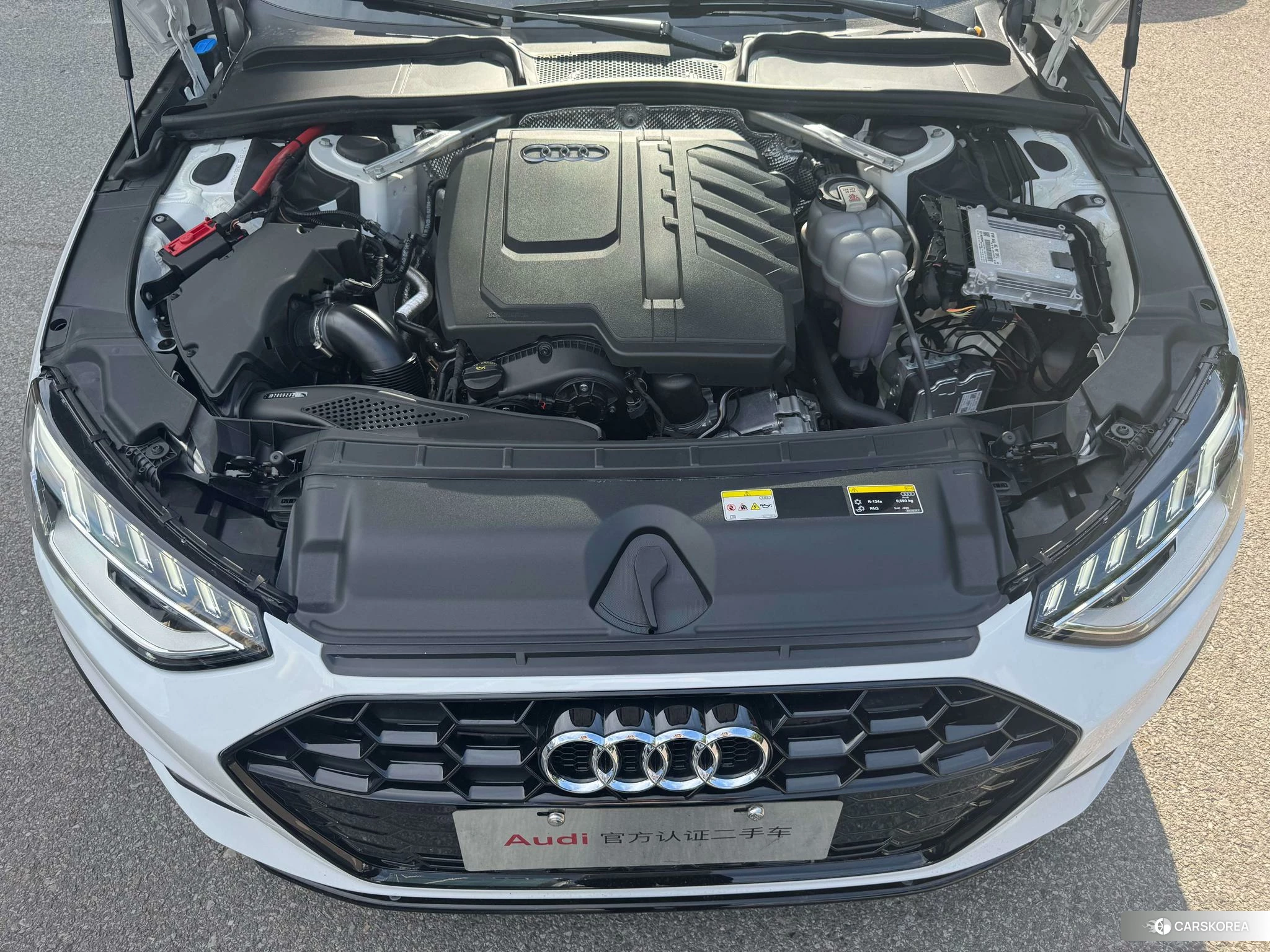Audi A4L 2023 Белый из Китая, фото 3