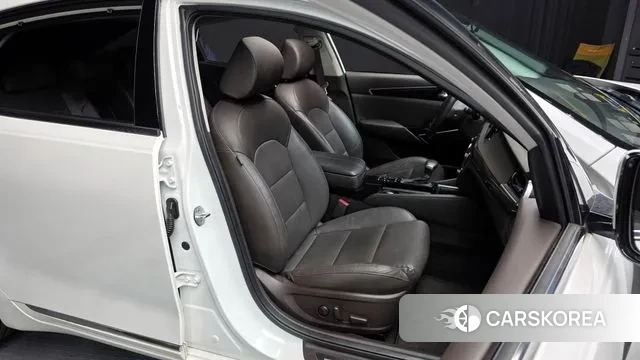 Kia All New K7 Hybrid 2018 Белый из Кореи, фото 3