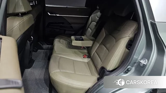 Ssangyong Torres 2023 Светло-зеленый из Кореи, фото 3