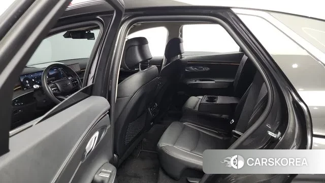 Genesis GV70 2025 Серый из Кореи, фото 3