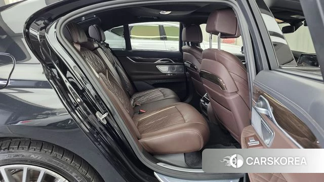 BMW 7 Series (G11) 2021 Черный из Кореи, фото 3