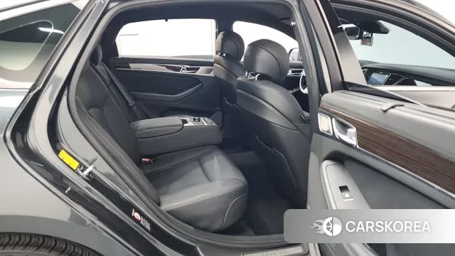 Genesis G80 2019 Темно-зеленый из Кореи, фото 3