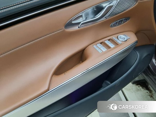 Genesis GV70 2021 Коричневый из Кореи, фото 3