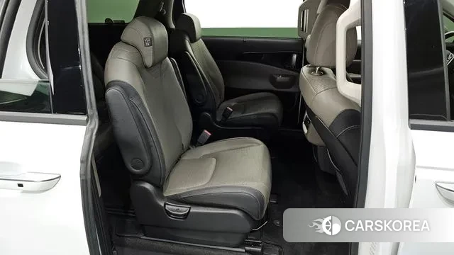 Kia The New Carnival 4th Generation 2023 Белый из Кореи, фото 3