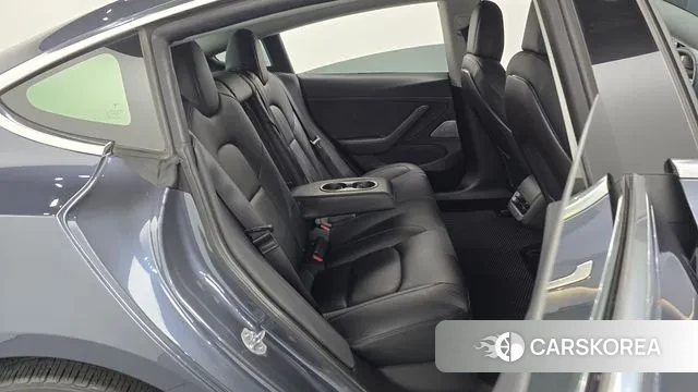 Tesla Model 3 2020 Серый из Кореи, фото 3