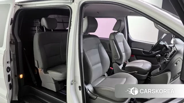 Hyundai The New Grand Starex 2018 Белый из Кореи, фото 3