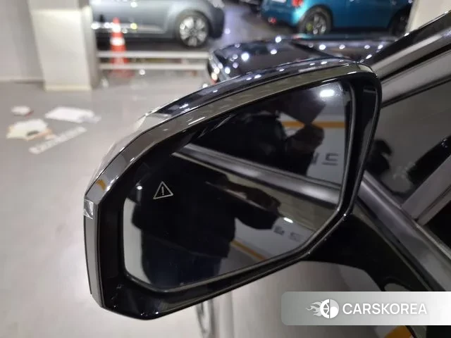 Hyundai Santa Fe (MX5) 2023 Черный из Кореи, фото 3