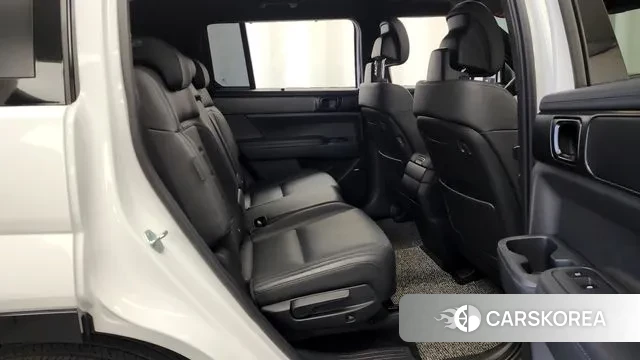 Hyundai Santa Fe (MX5) 2023 Белый из Кореи, фото 3