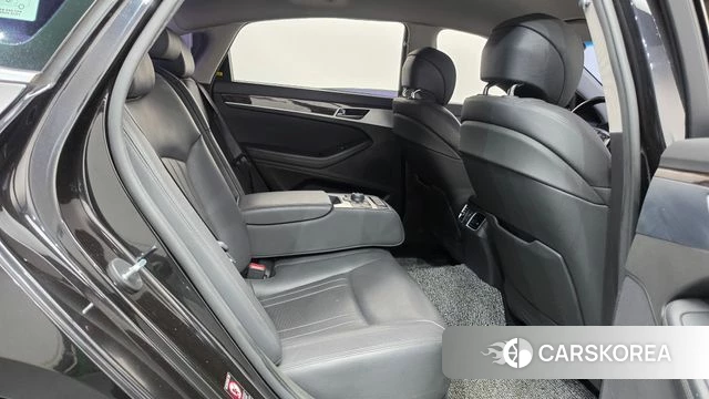 Genesis G80 2018 Черный из Кореи, фото 3