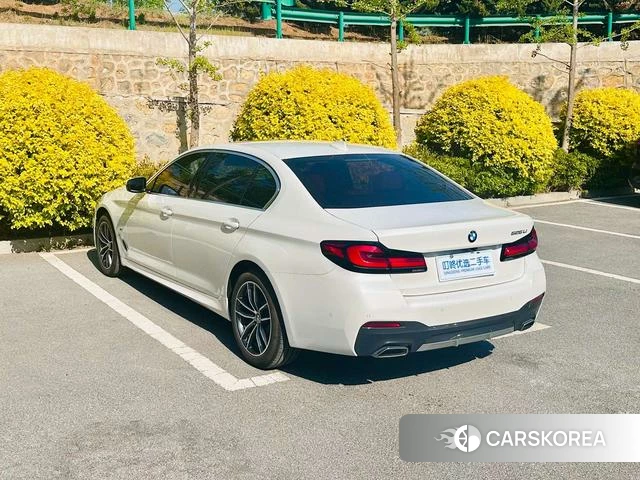 BMW 5 series 2022 Белый из Китая, фото 3