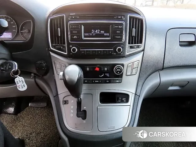 Hyundai The New Grand Starex 2018 Желтый из Кореи, фото 3