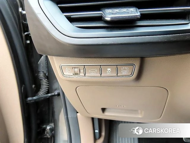Kia K8 Hybrid 2022 Серый из Кореи, фото 3
