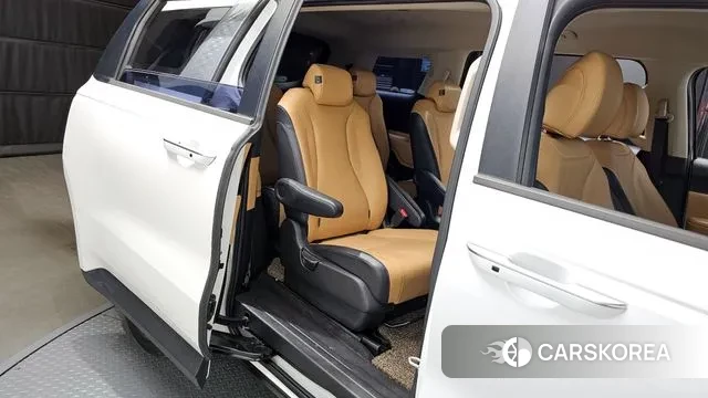 Kia Carnival 4th generation 2020 Белый из Кореи, фото 3