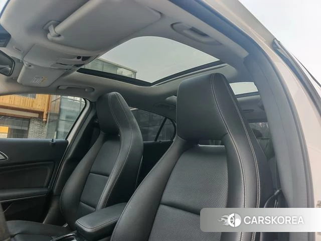 Mercedes-Benz GLA 2018 Белый из Китая, фото 3