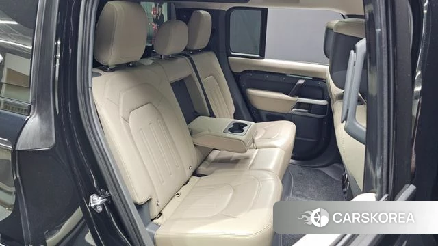 Land Rover Defender (L663) 2022 Черный из Кореи, фото 3