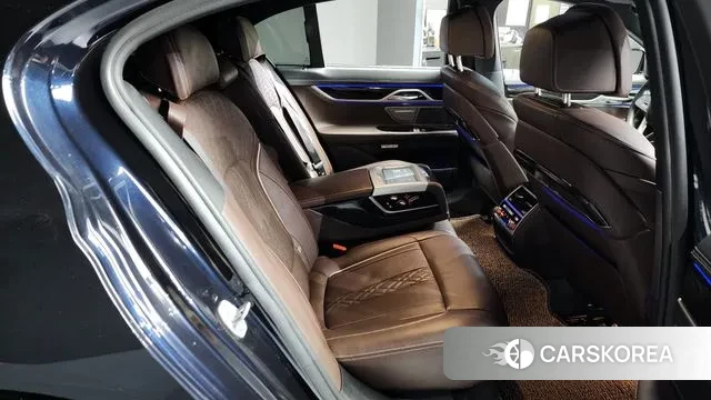 BMW 7 Series (G11) 2018 Черный из Кореи, фото 3