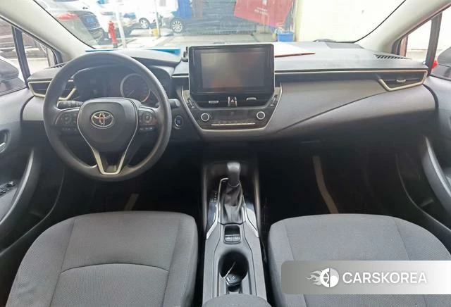 Toyota Corolla 2022 Белый из Китая, фото 3