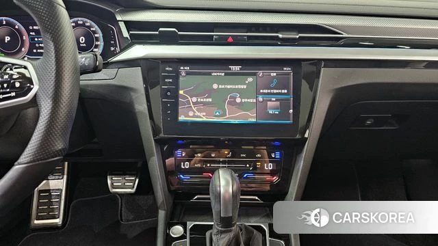 Volkswagen Arteon 2023 Серый из Кореи, фото 3