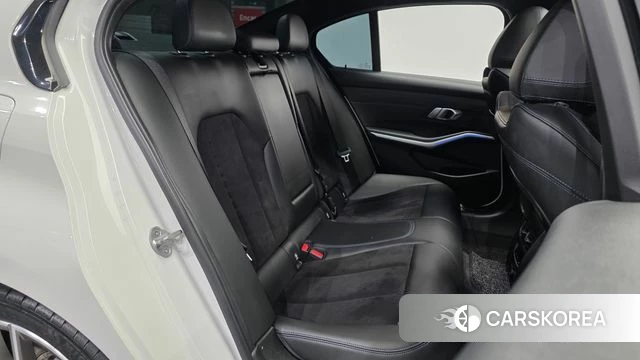 BMW 3 Series (G20) 2019 Белый из Кореи, фото 3