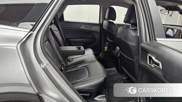 Kia Sportage 5th Generation 2021 Серебристо-серый из Кореи, фото 3