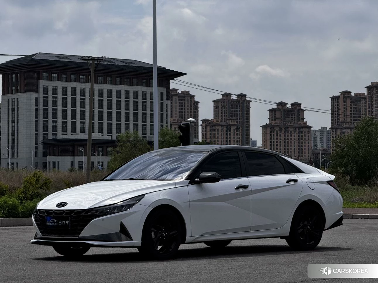 Hyundai Elantra 2022 Белый из Китая, фото 3