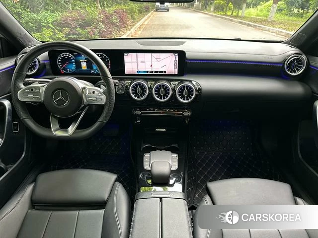 Mercedes-Benz Class A 2022 Белый из Китая, фото 3