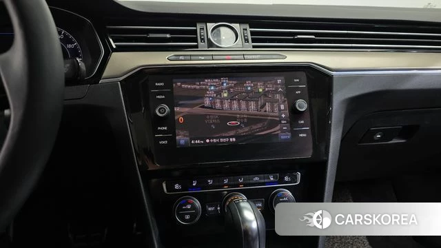 Volkswagen Arteon 2019 Белый из Кореи, фото 3