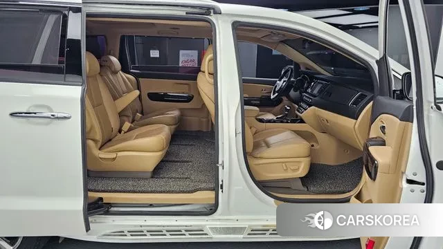 Kia The New Carnival 2018 Белый из Кореи, фото 3