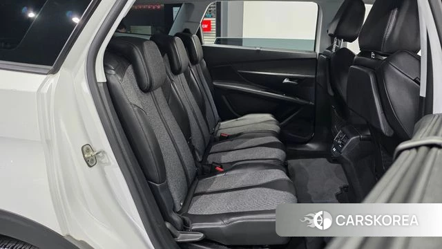 Peugeot 5008 second generation 2019 Белый из Кореи, фото 3