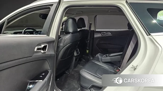 Kia Sportage 5th Generation Hybrid 2021 Белый из Кореи, фото 3