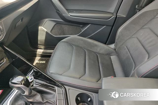 Volkswagen Tanyue 2021 Черный из Китая, фото 3